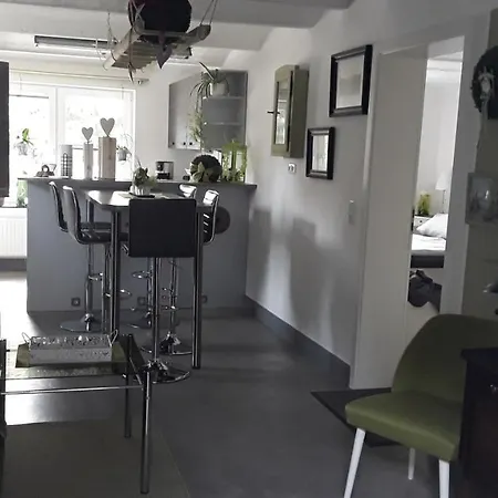 Moderne Frische Im Gewoelbe Apartment *