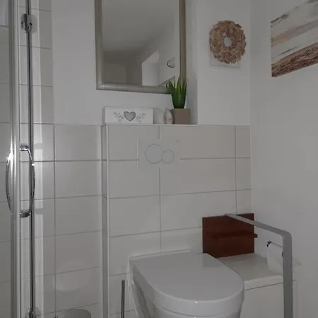 Moderne Frische Im Gewoelbe Apartment