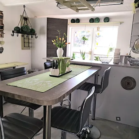 דירה Moderne Frische Im Gewoelbe *